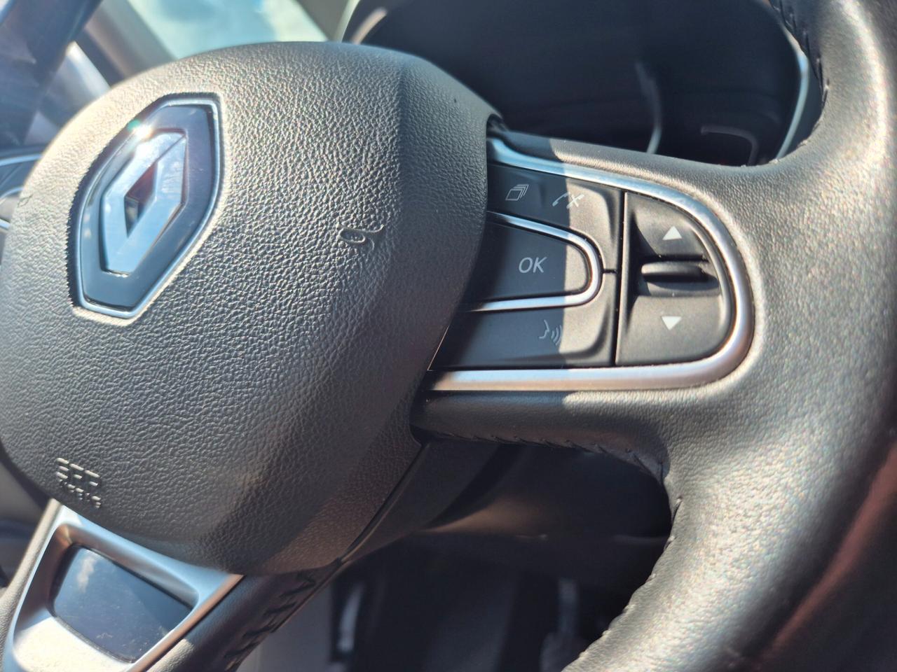 Renault Scenic Blue dCi 150 CV Sport Edition2