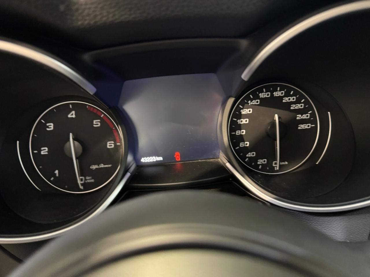 Alfa Romeo Stelvio 2.2 Turbodiesel 190 CV AT8 Q4 Business