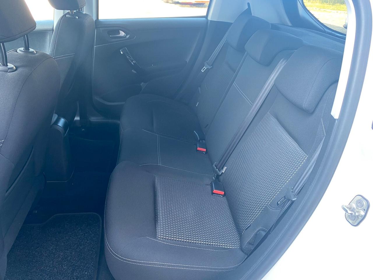 Peugeot 208 PureTech 82cv Allure - PERFETTA !!!