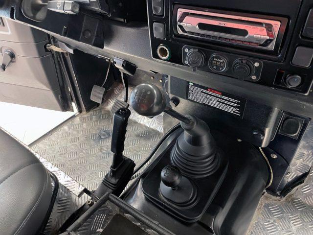 LAND ROVER Defender DEFENDER 90 2.0 FAM COUNTY SW