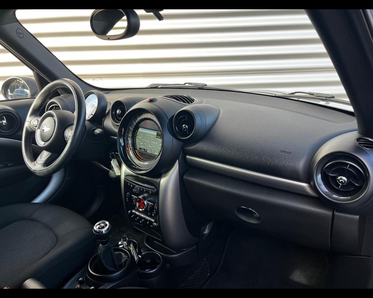 MINI MINI COUNTRYMAN 1.6D COOPER BUSINESS E6