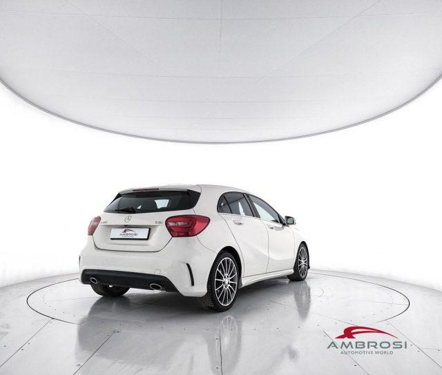 MERCEDES-BENZ A 180 180 CDI Premium