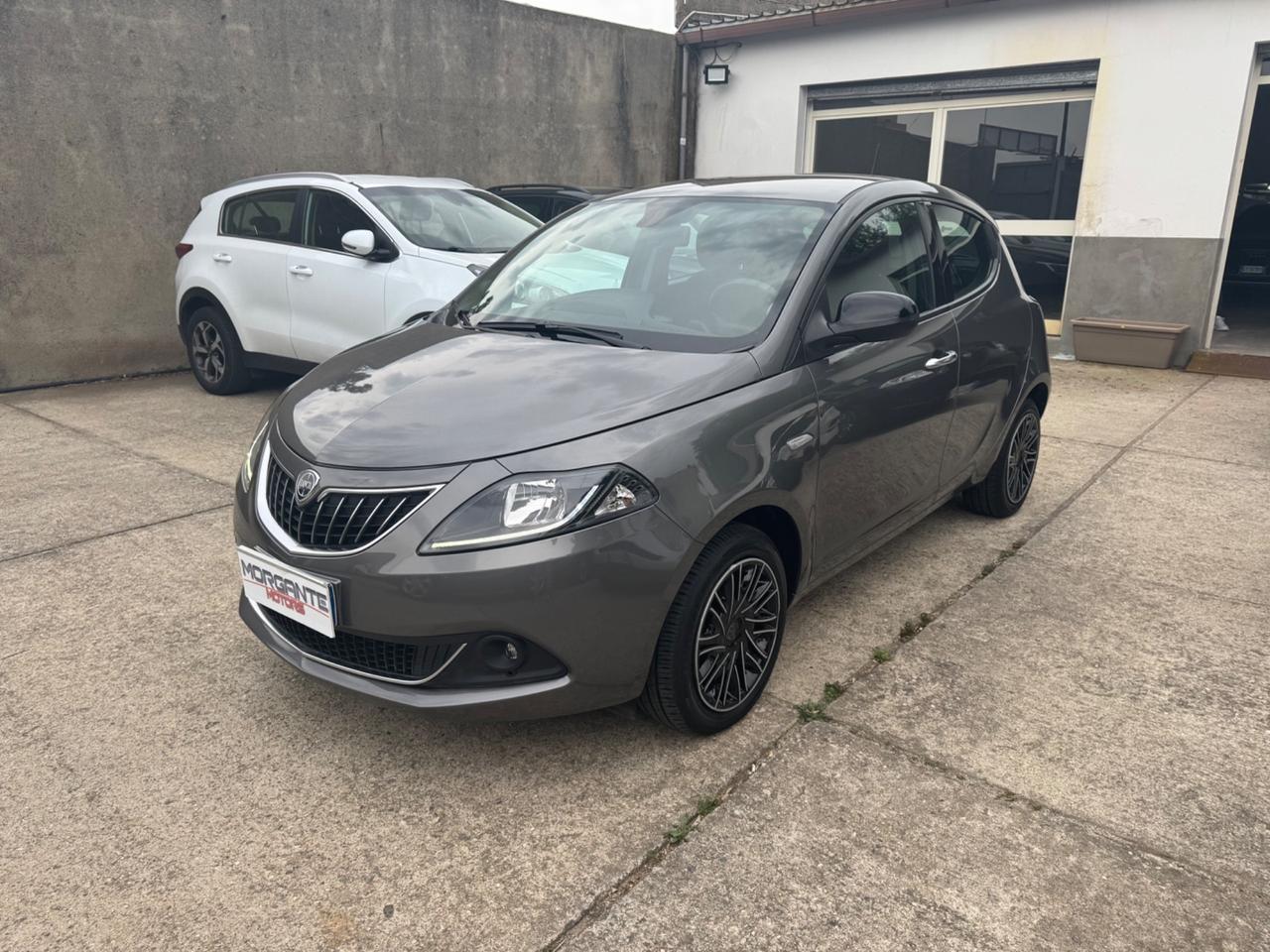 Lancia Ypsilon 1.0 69cv FireFly S&S Hybrid Gold 2022