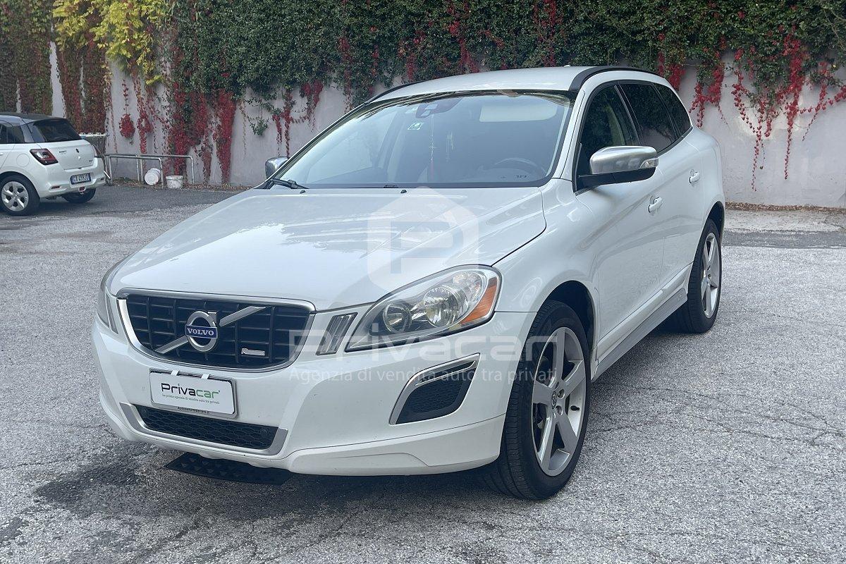VOLVO XC60 D3 AWD Geartronic R-design