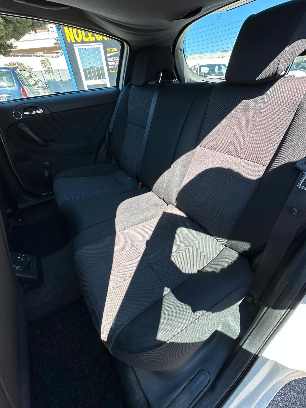 Alfa Romeo 147 1.9 JTD (120) 5 porte Progression