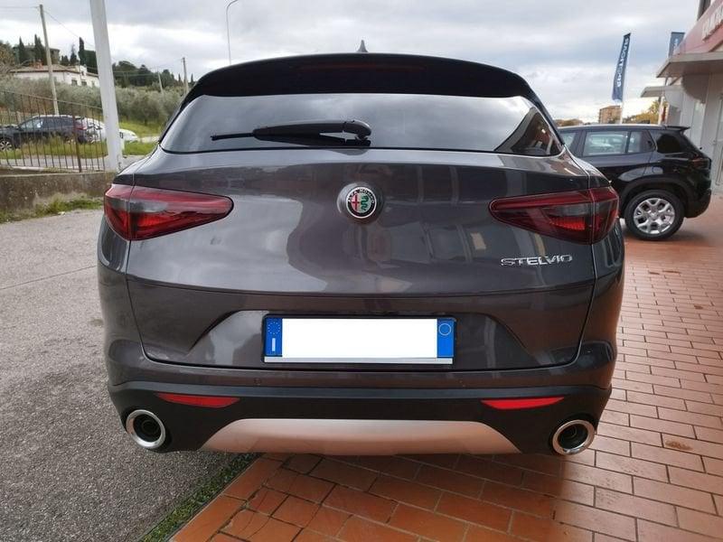 Alfa Romeo Stelvio 2.2 Turbodiesel 160 CV AT8 RWD Rosso Edizione