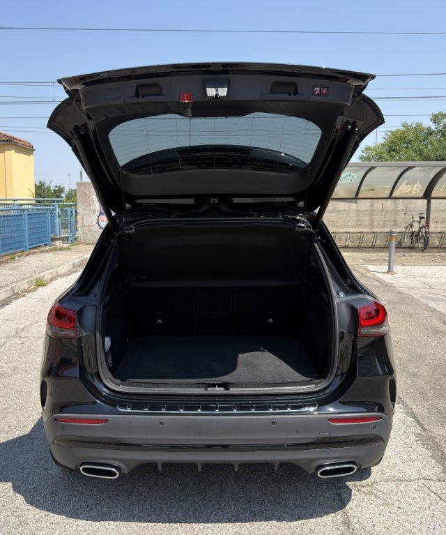 MERCEDES-BENZ GLA 200 d Automatic 4Matic Premium AMG Line