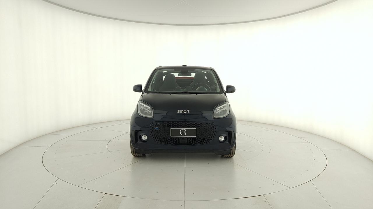 SMART Fortwo Cabrio eq suitered 4,6kW