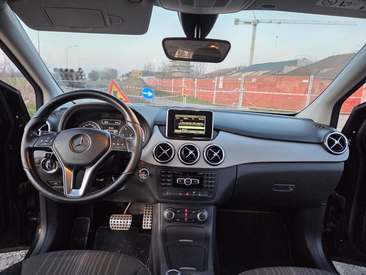 Mercedes-benz B 200 CDI Automatic Premium