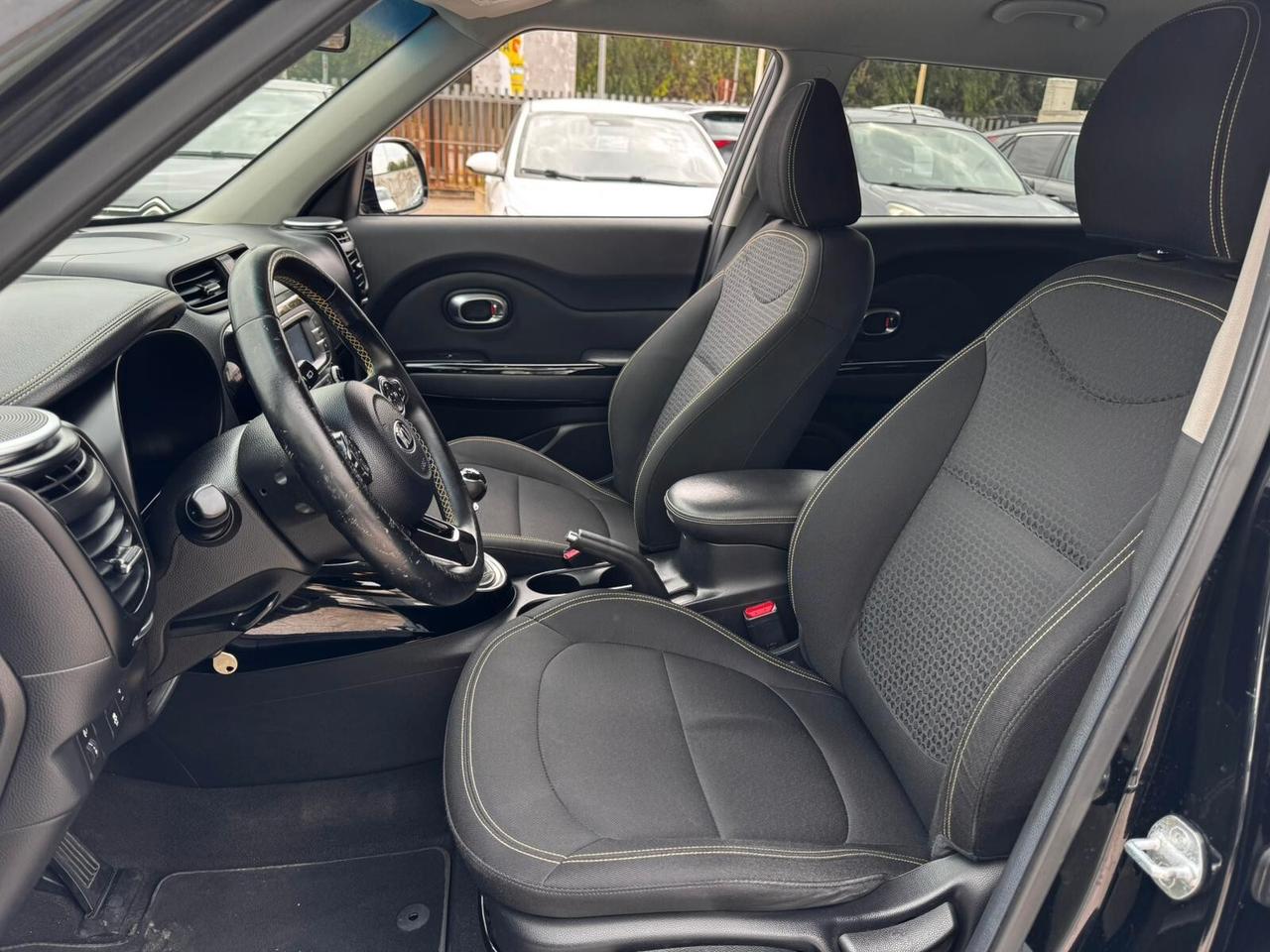 KIA SOUL 1.6 DIESEL 128CV SUPER ACCESSORIATA