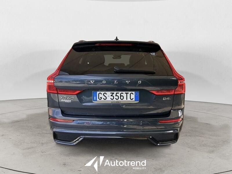 Volvo XC60 B4 197+14 CV AWD Mild Hybrid Diesel Automatico Ultimate Dark