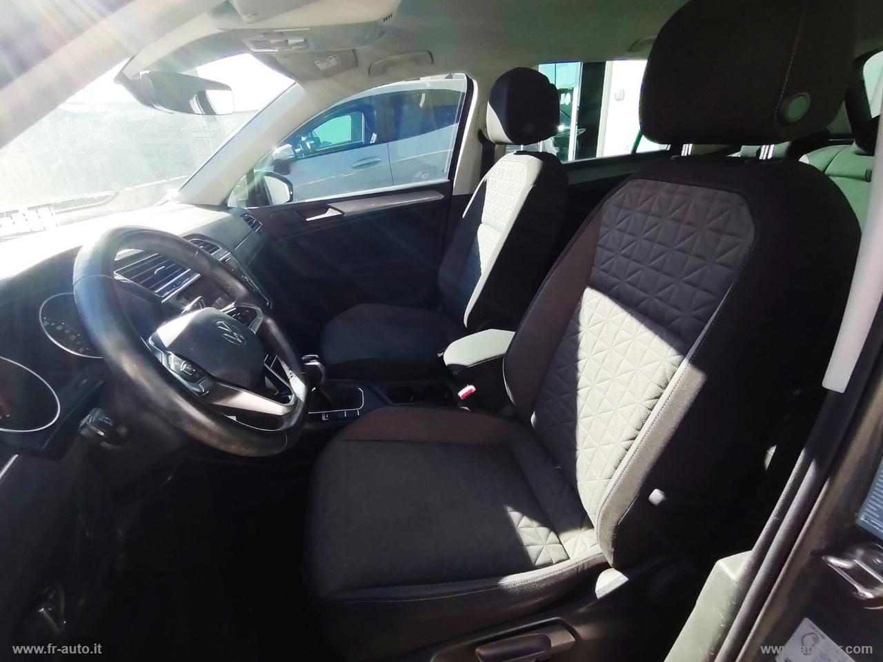 VOLKSWAGEN Tiguan 2.0 TDI 150CV SCR DSG R-Line