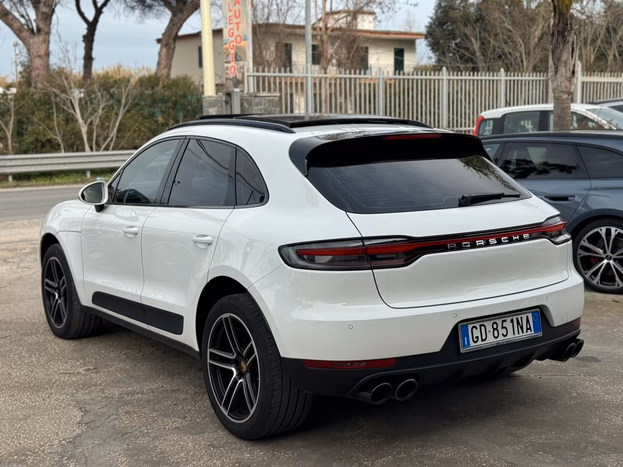 Porsche Macan 2.0 245CV TETTO APRIBILE