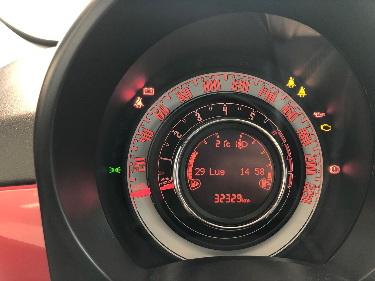 Fiat 500 1.0 Hybrid (RED) * 32.000 KM