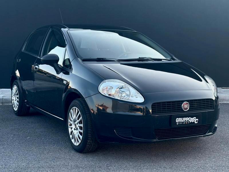 Fiat Grande Punto 5 Porte 1.2 BENZ 69 CV ADATTA NEOPATENTATI