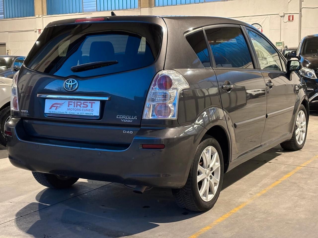 Toyota Corolla Verso 2.2 16V D-4D DPF MY'08 7pt