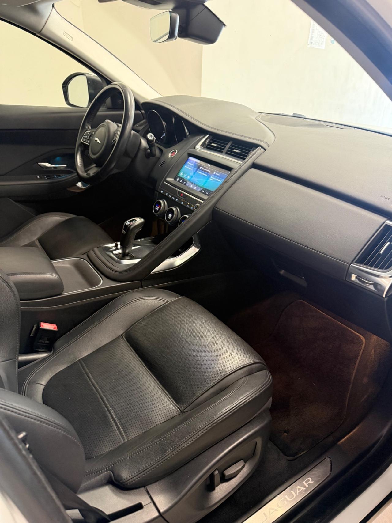 Jaguar E-Pace 2.0D 150 CV AWD aut. R-Dynamic