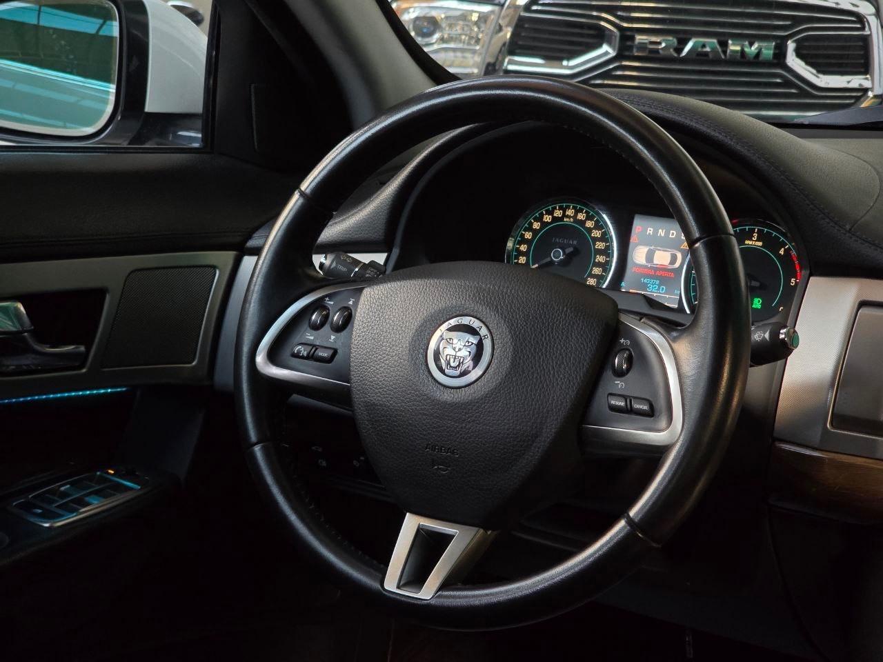 Jaguar XF 2.2 D 190 CV