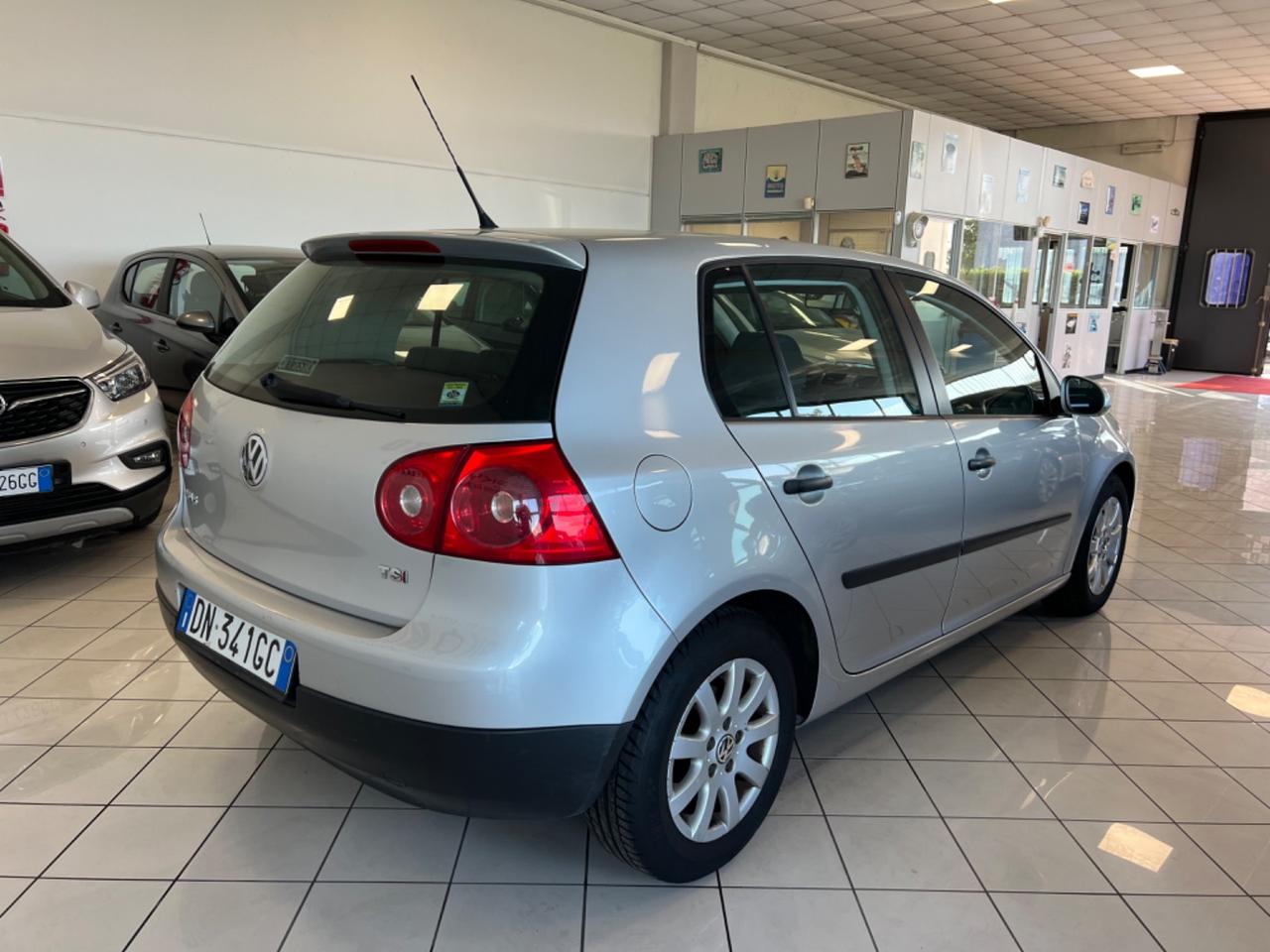 Volkswagen Golf 1.4/122CV 16V TSI 5p. DSG Comfort.