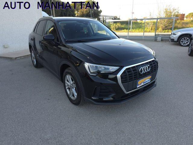 AUDI Q3 35 TDI S tronic Business