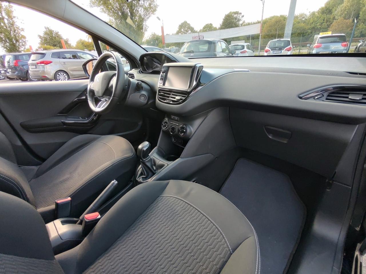 Peugeot 208 PureTech 68 5 porte Active, BENZINA\GPL, OK NEOPATENTATI, GARANZIA L.12 MESI
