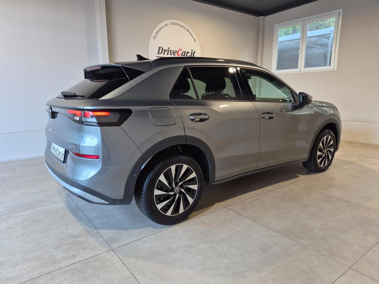 Volkswagen T-Roc 1.5 ETSI LIFE 116CV DSG LED NAVI C.17 APPLE CAR PLAY/ANDROID AUTO ACC LANE ASSIST VOLANTE/SEDILI RISCALDABILI WIRELESS