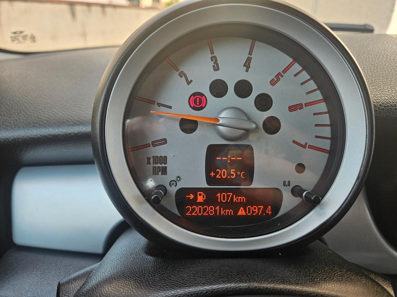 Mini Mini 1.6 16V Cooper D