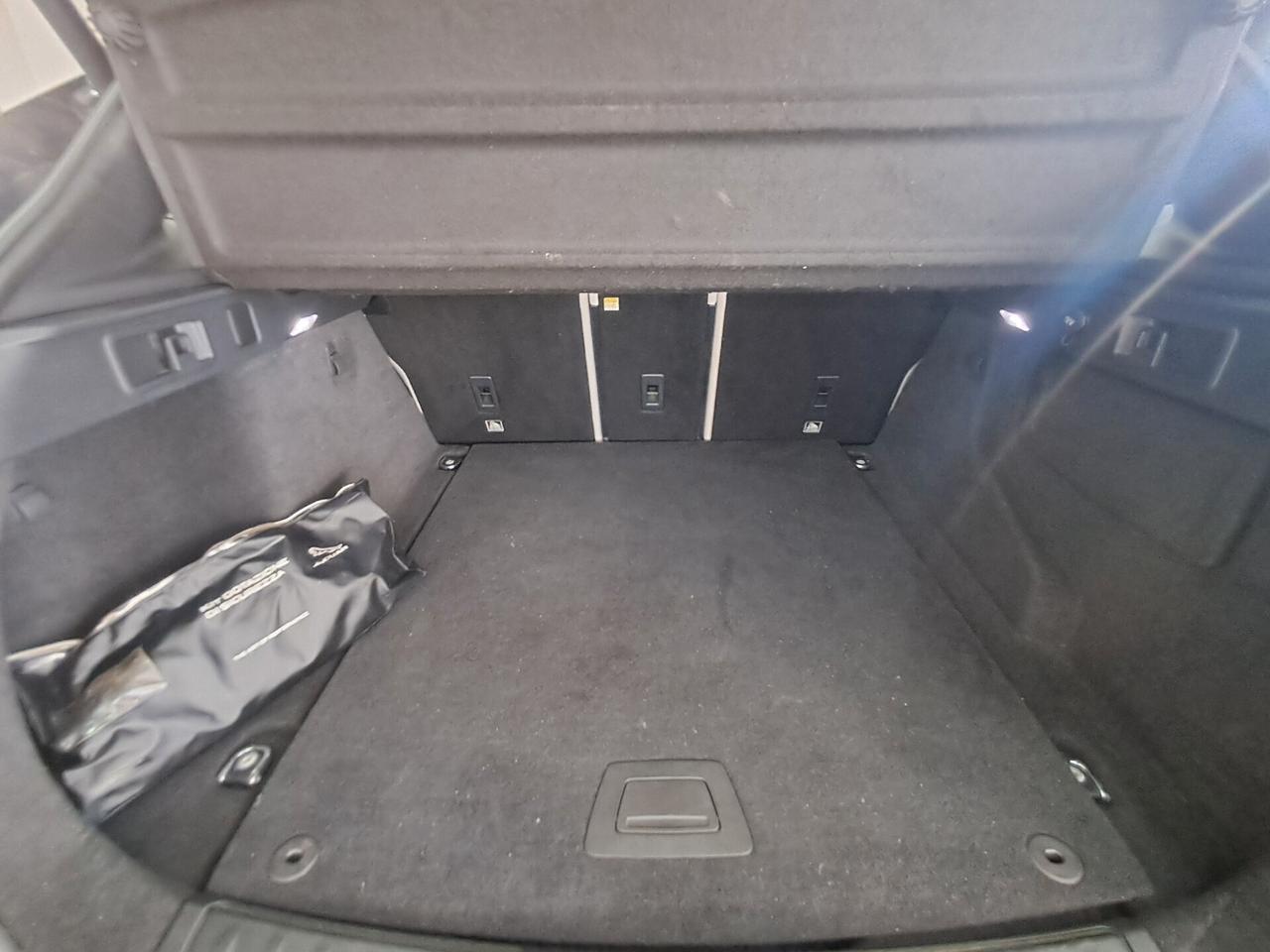 Jaguar F-Pace 2.0 D 180 CV AWD Prestige