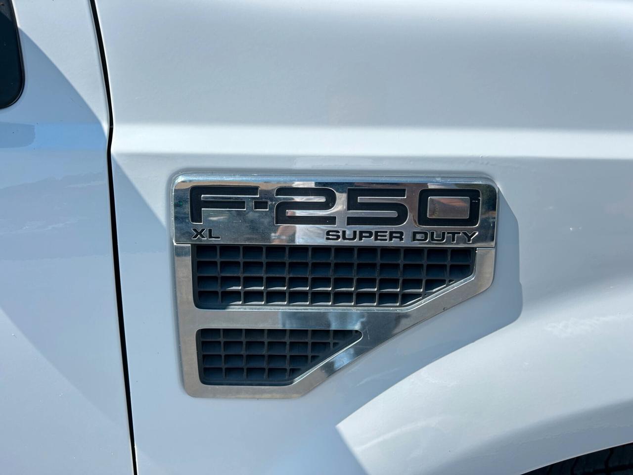 FORD SUPER DUTY F250 AUTOCARRO