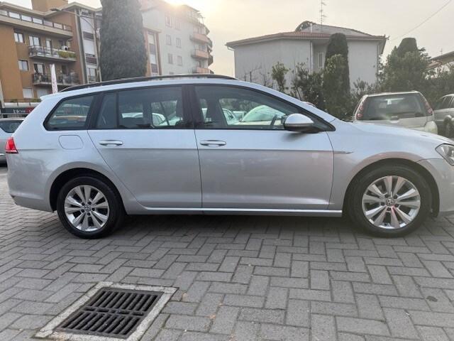 VOLKSWAGEN Golf 7ª serie Golf Variant Business...