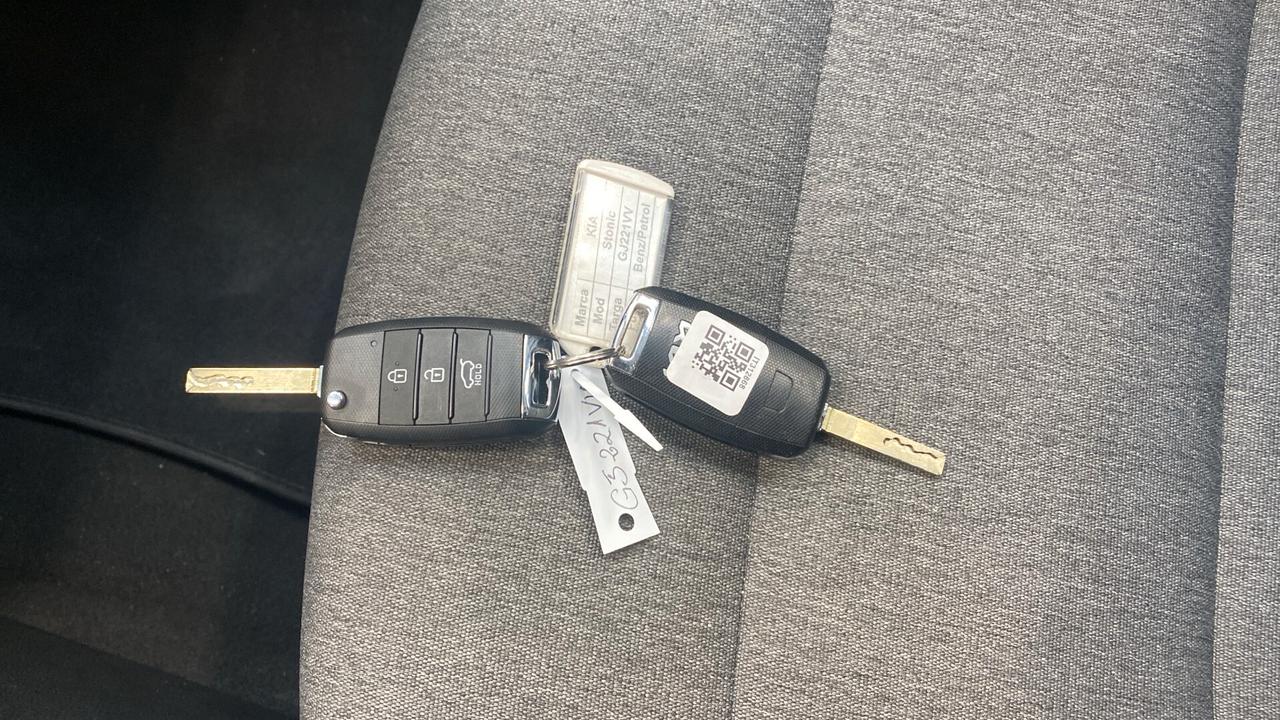 Kia Stonic 1.2 DPI Urban * 36.000 KM