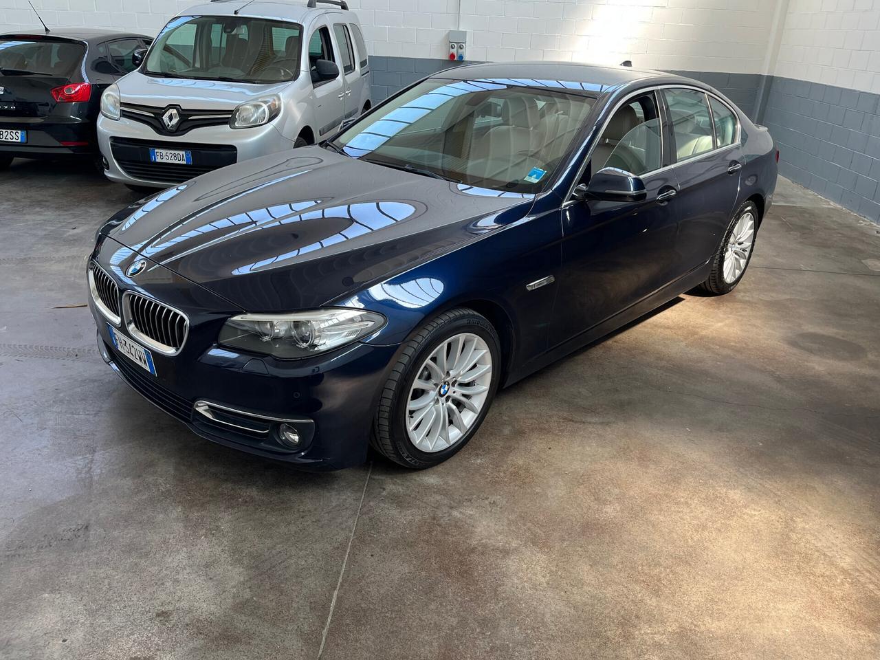 Bmw 520 520d xDrive Luxury