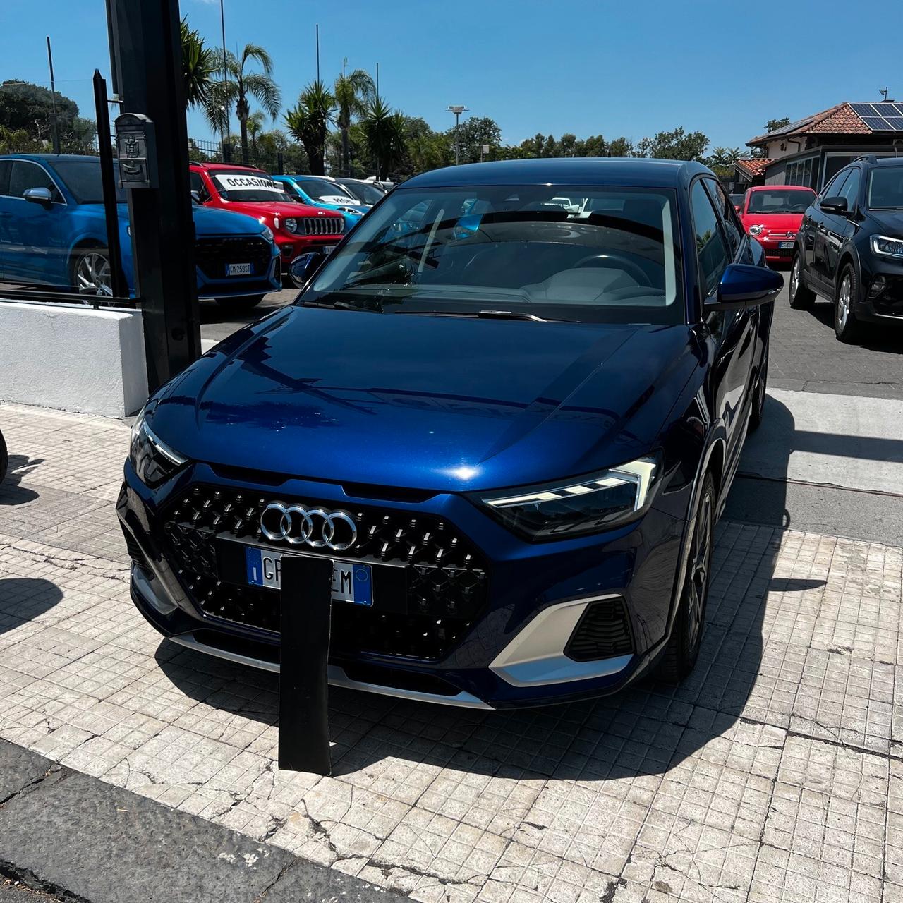 Audi A1 allstreet 30 TFSI S tronic Identity Contrast