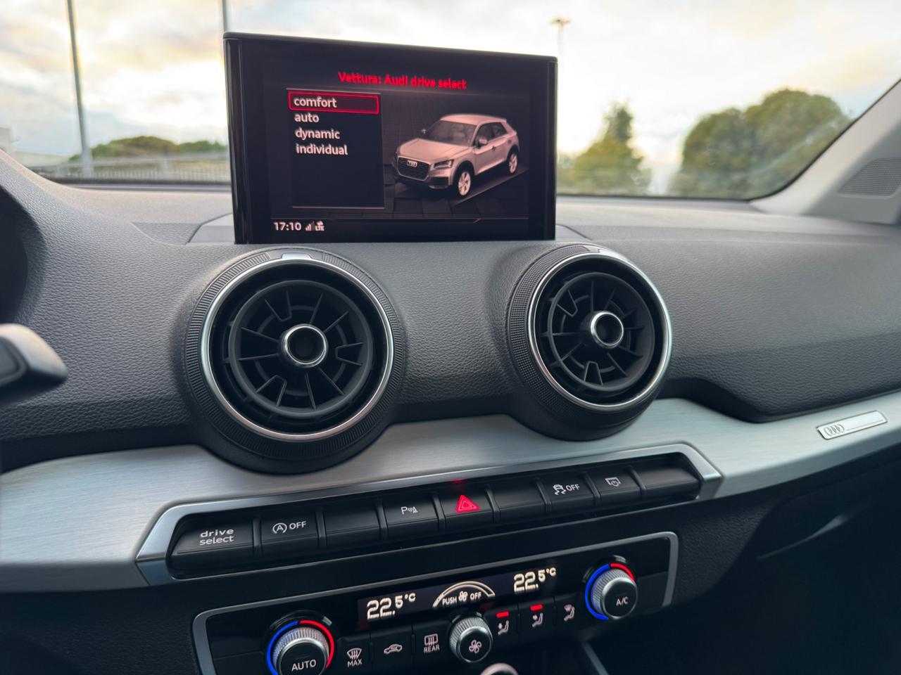 Audi Q2 30 TDI S tronic Admired