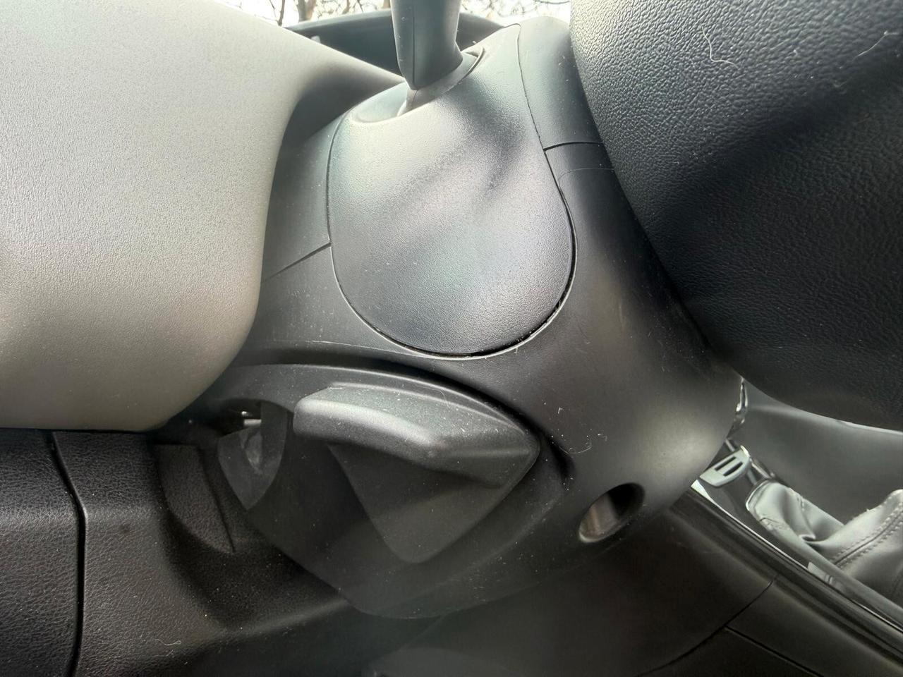 Lancia Ypsilon 1.2 69 CV 5 porte Gold