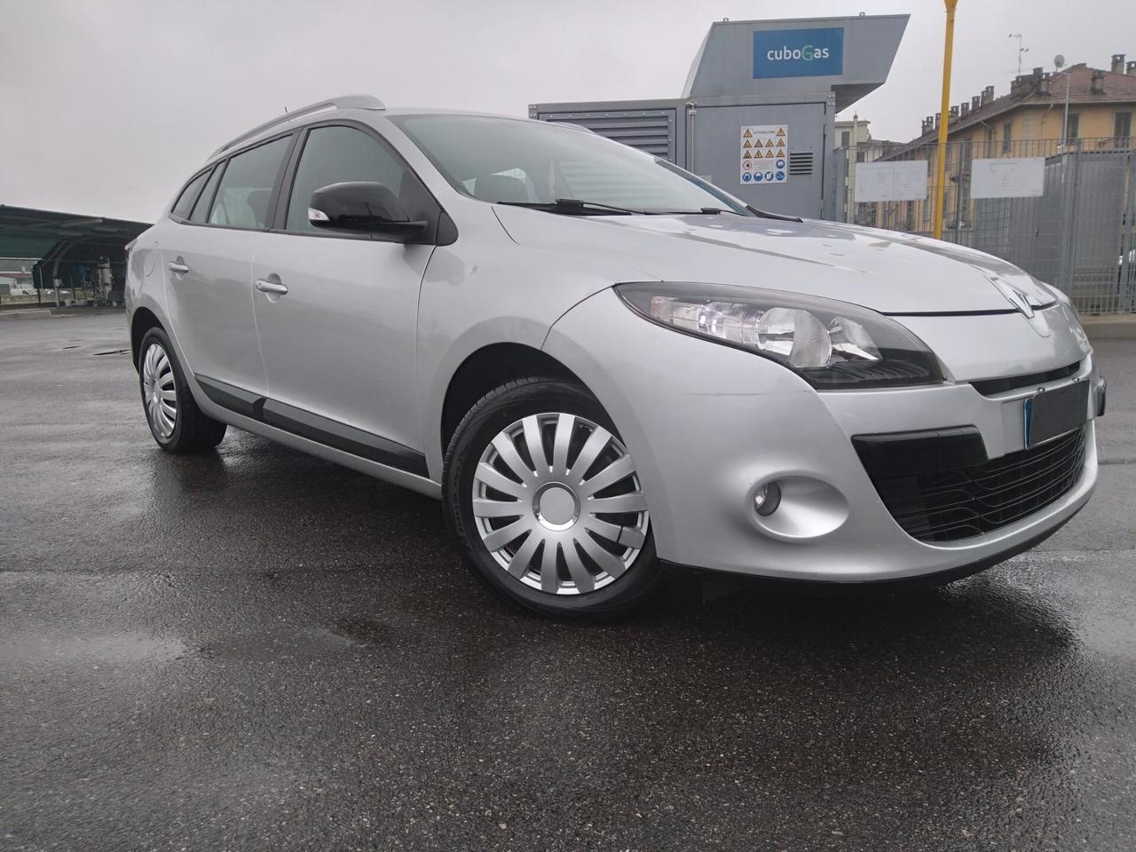Renault Mégane 1.5 dCi 90CV SporTour Wave x neopatentati