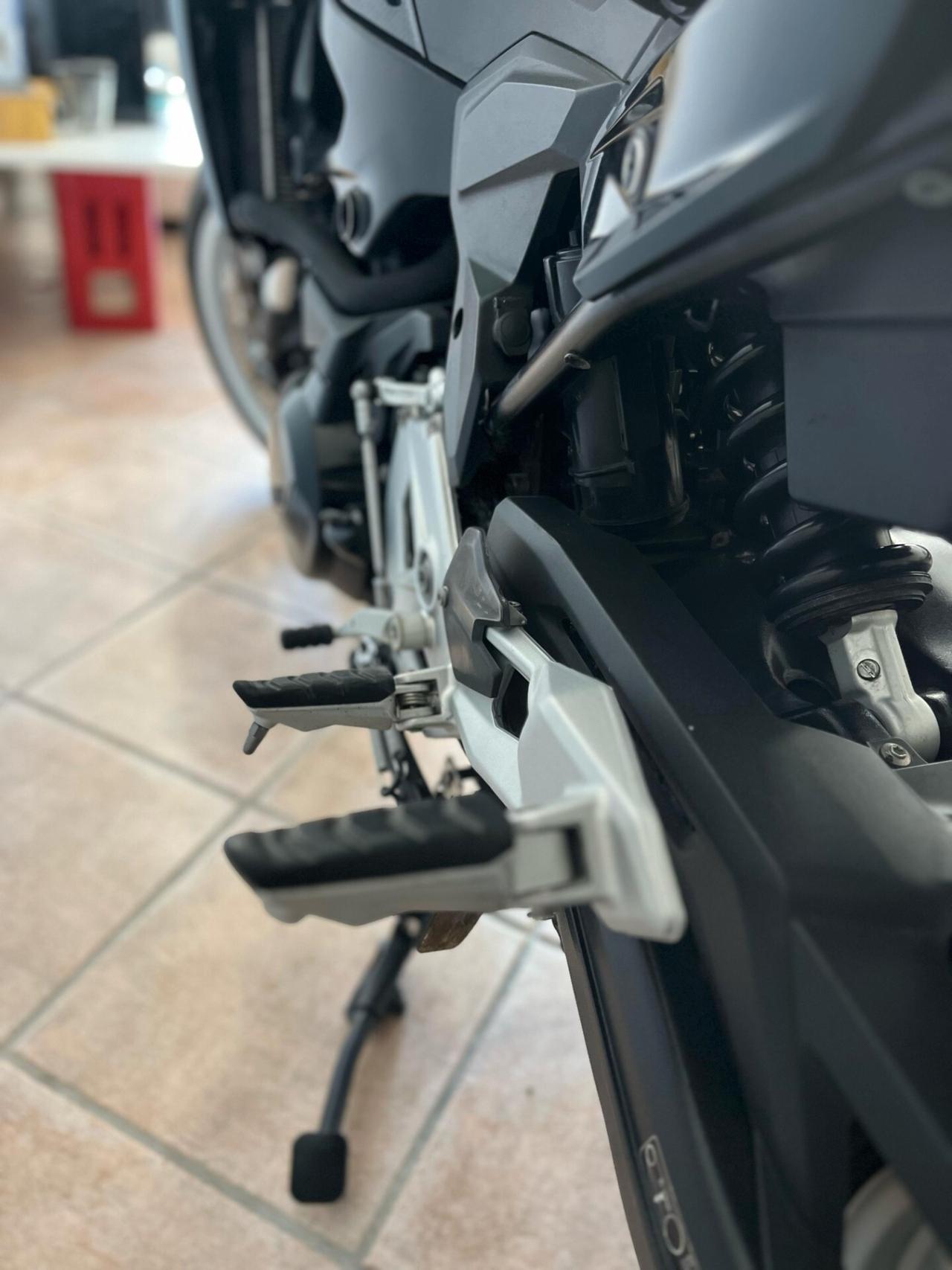 Bmw F 900 R