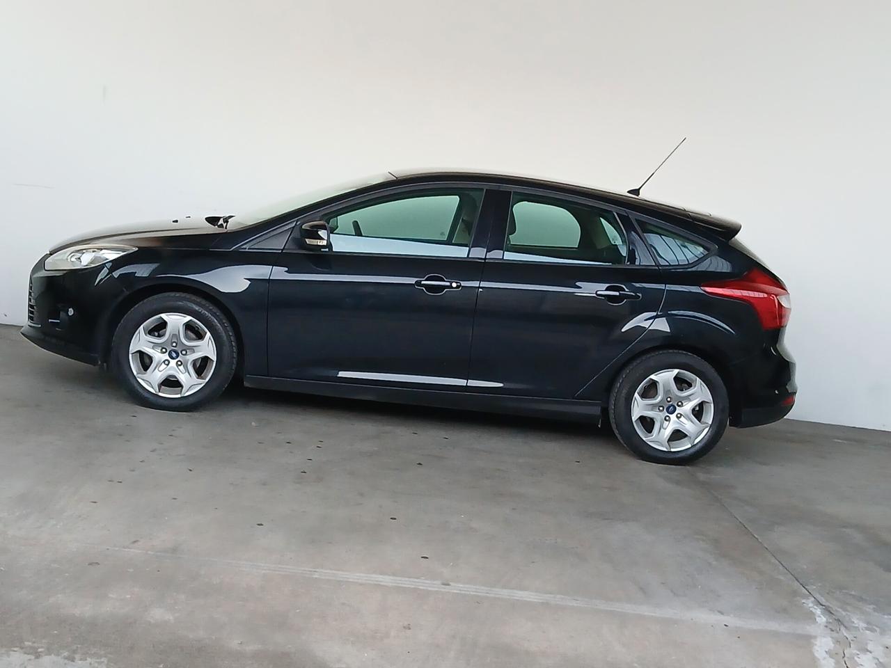 Ford Focus 1.6 ( motore normale ,non ecoboost) GPL Titanium