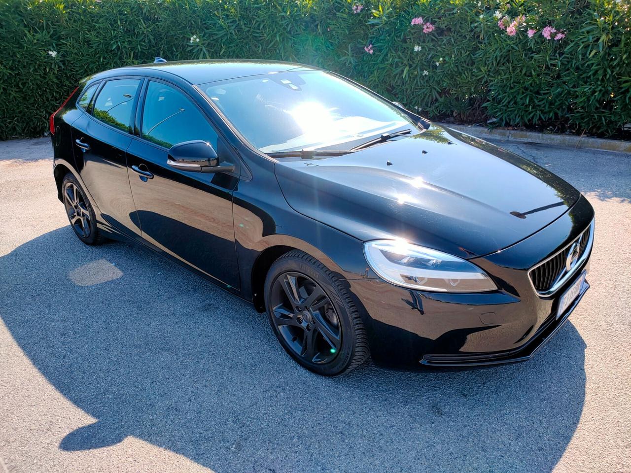 Volvo V40 D2 Momentum PERFETTA