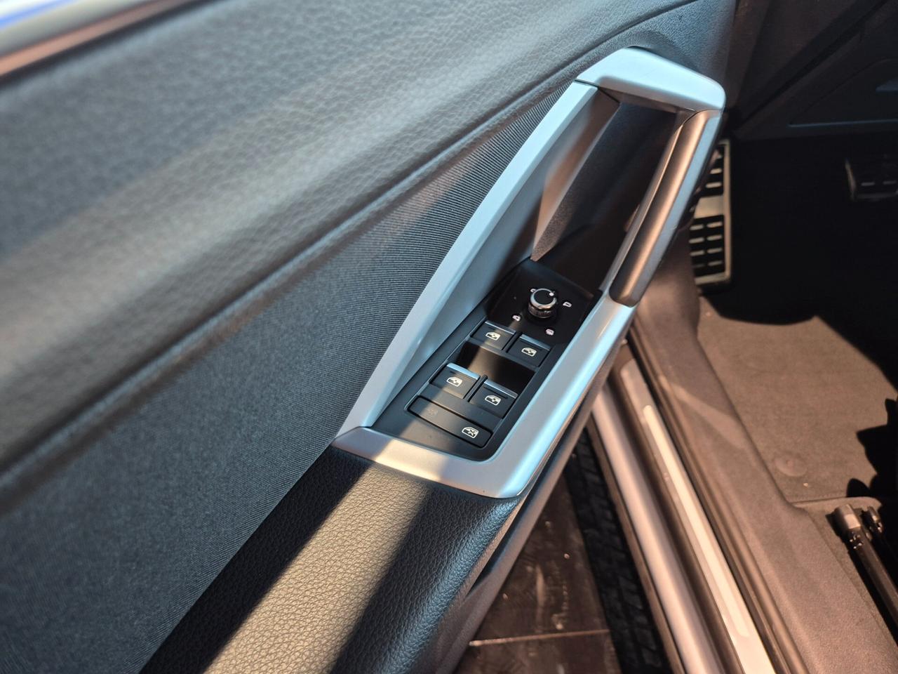 Audi Q3 35 TDI S tronic Sline edition IDENTITY BLACK