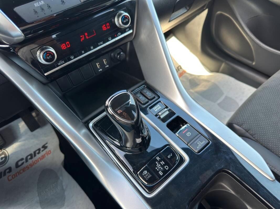 Mitsubishi Eclipse Cross 2.4 phev Instyle sda pack s-awc AUTOMATICA