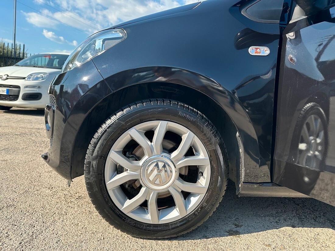 Volkswagen up! 1.0 5p. move