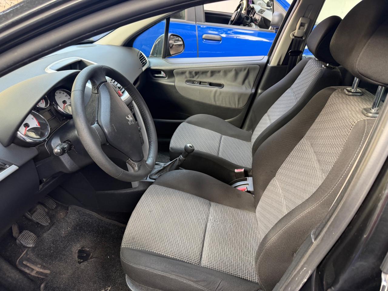 Peugeot 207 1.6 HDi 90CV 5p. XS