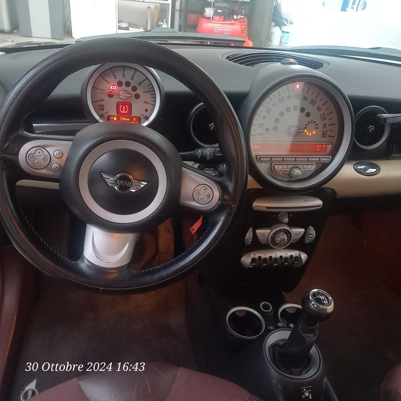 Mini Cooper Clubman 1.6 16V 88kW 12-2009