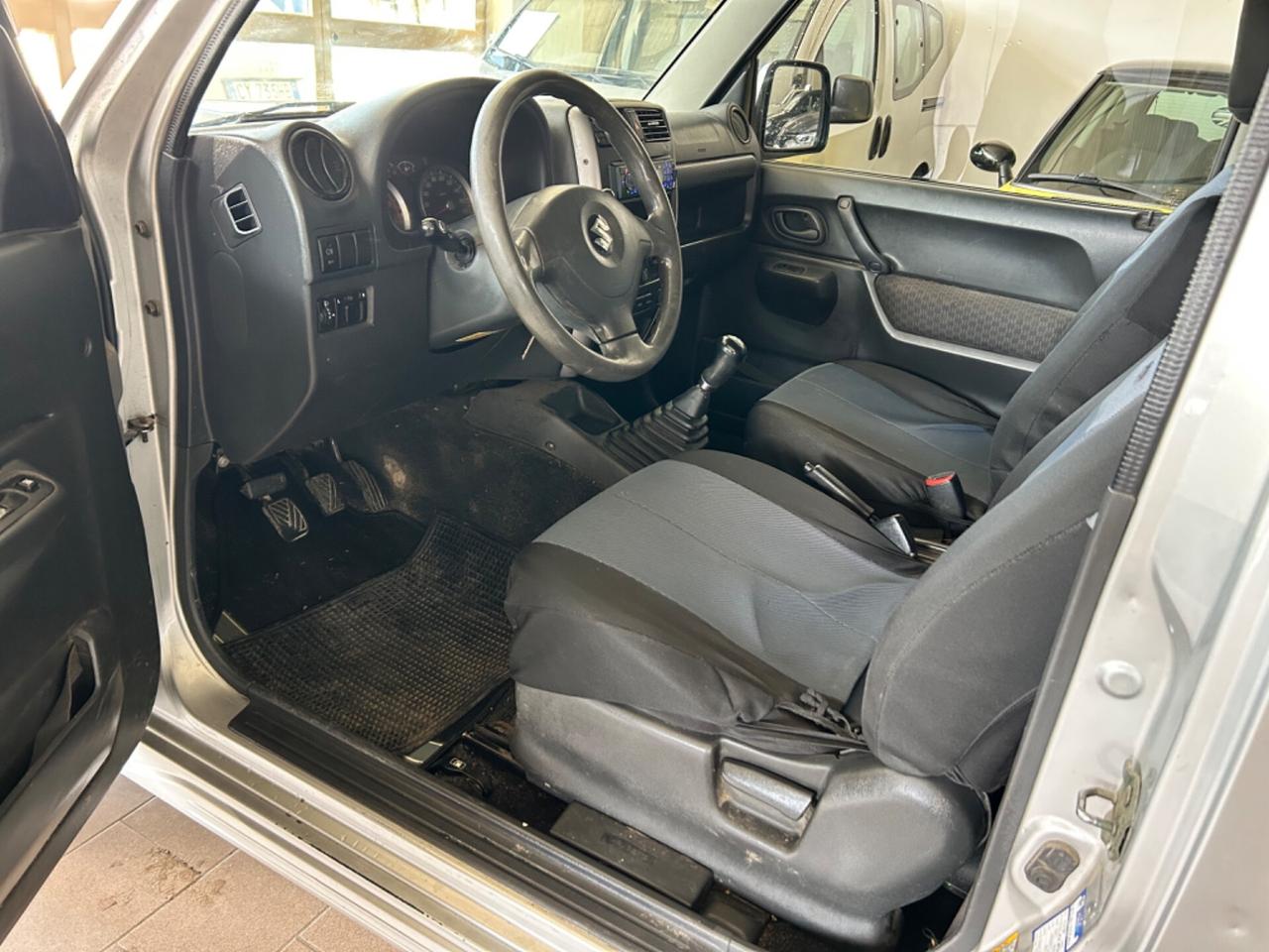 Suzuki Jimny 1.5 DIESEL 4WD GANCIO TRAINO A/C