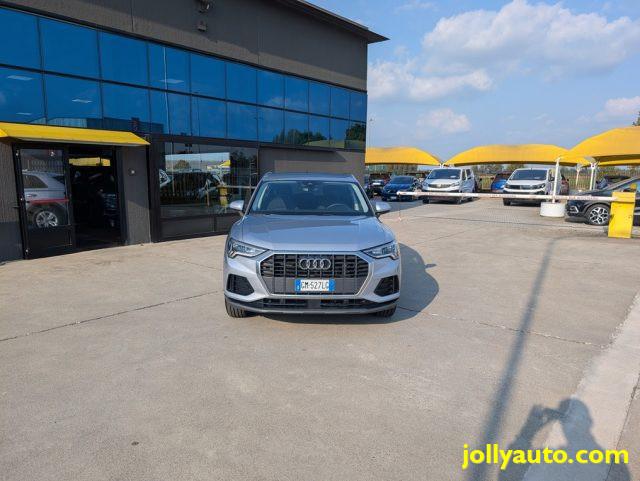 AUDI Q3 45 TFSI e S tronic Business Plug in Hybrid