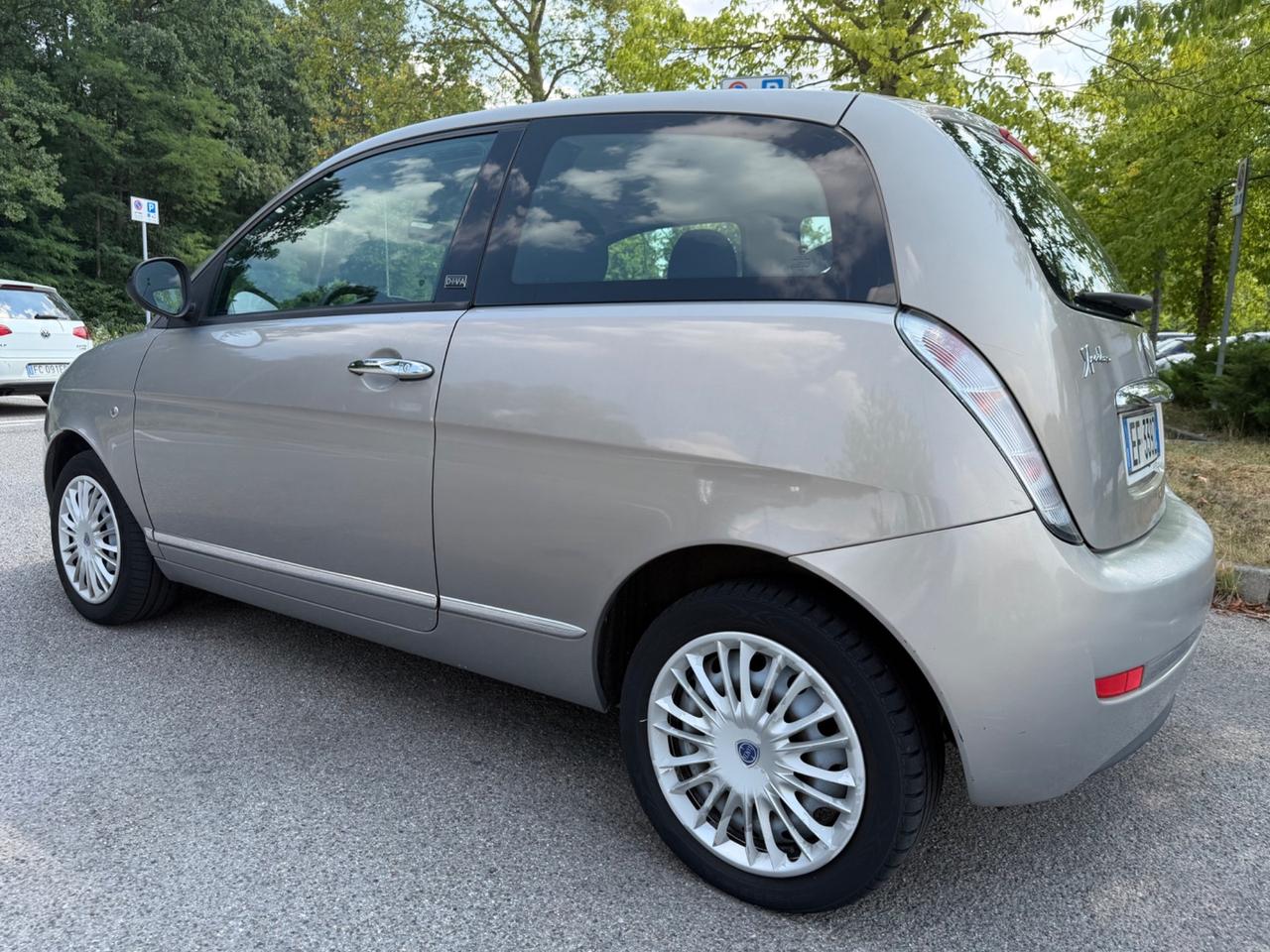 Lancia Ypsilon 1.2 69 CV Diva*Neopatentati*