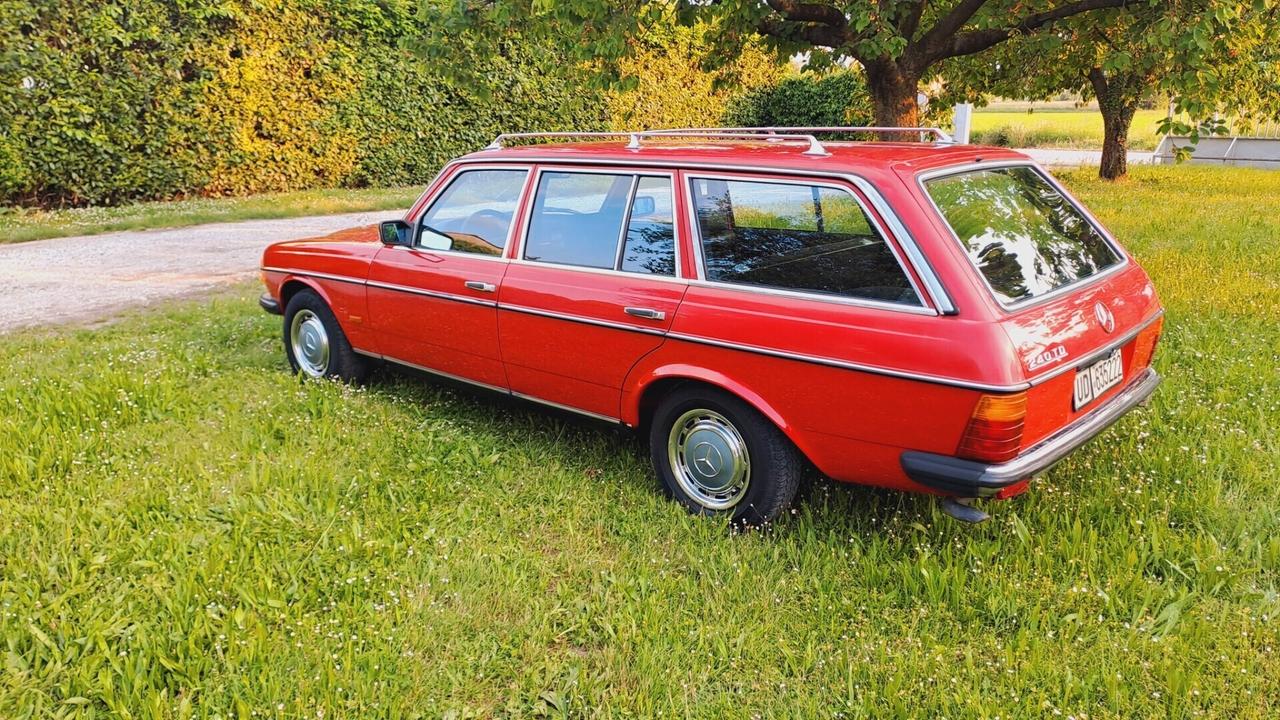 Mercedes-benz 240 TD 5 marce e clima da lieve restauro