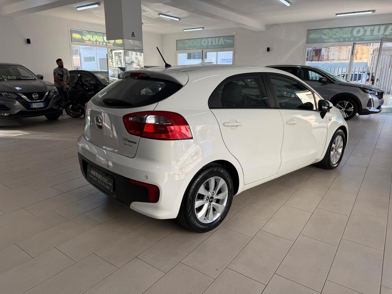 Kia Rio 1.4 CRDi 5p. Cool
