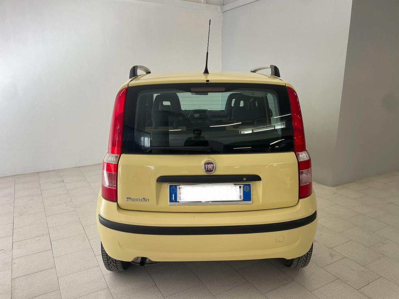 Fiat Panda 1.2 69 cv Dynamic km 57.000 Pari al nuovo